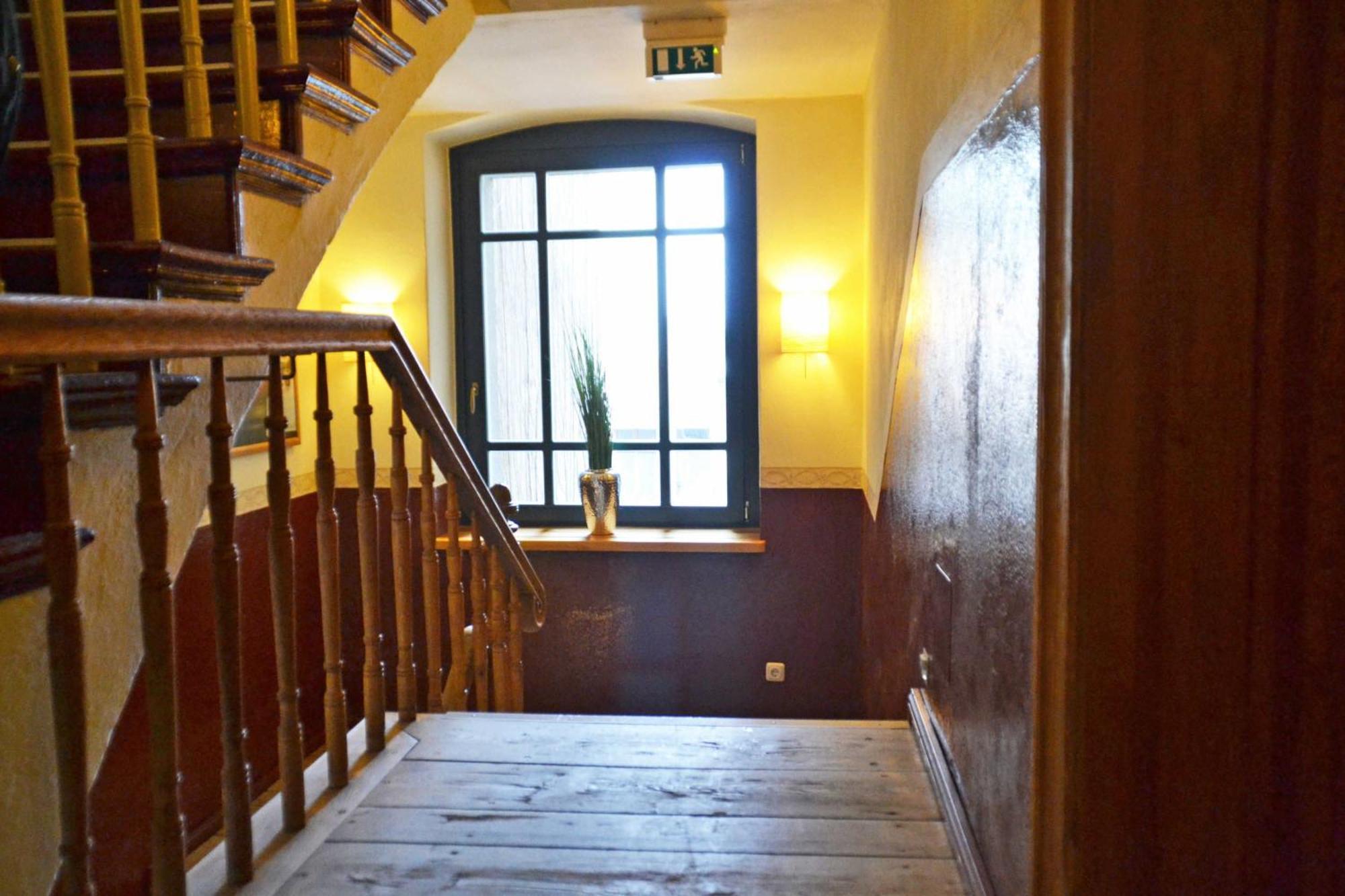 Hermann Hotel Bar กูเบน ภายนอก รูปภาพ