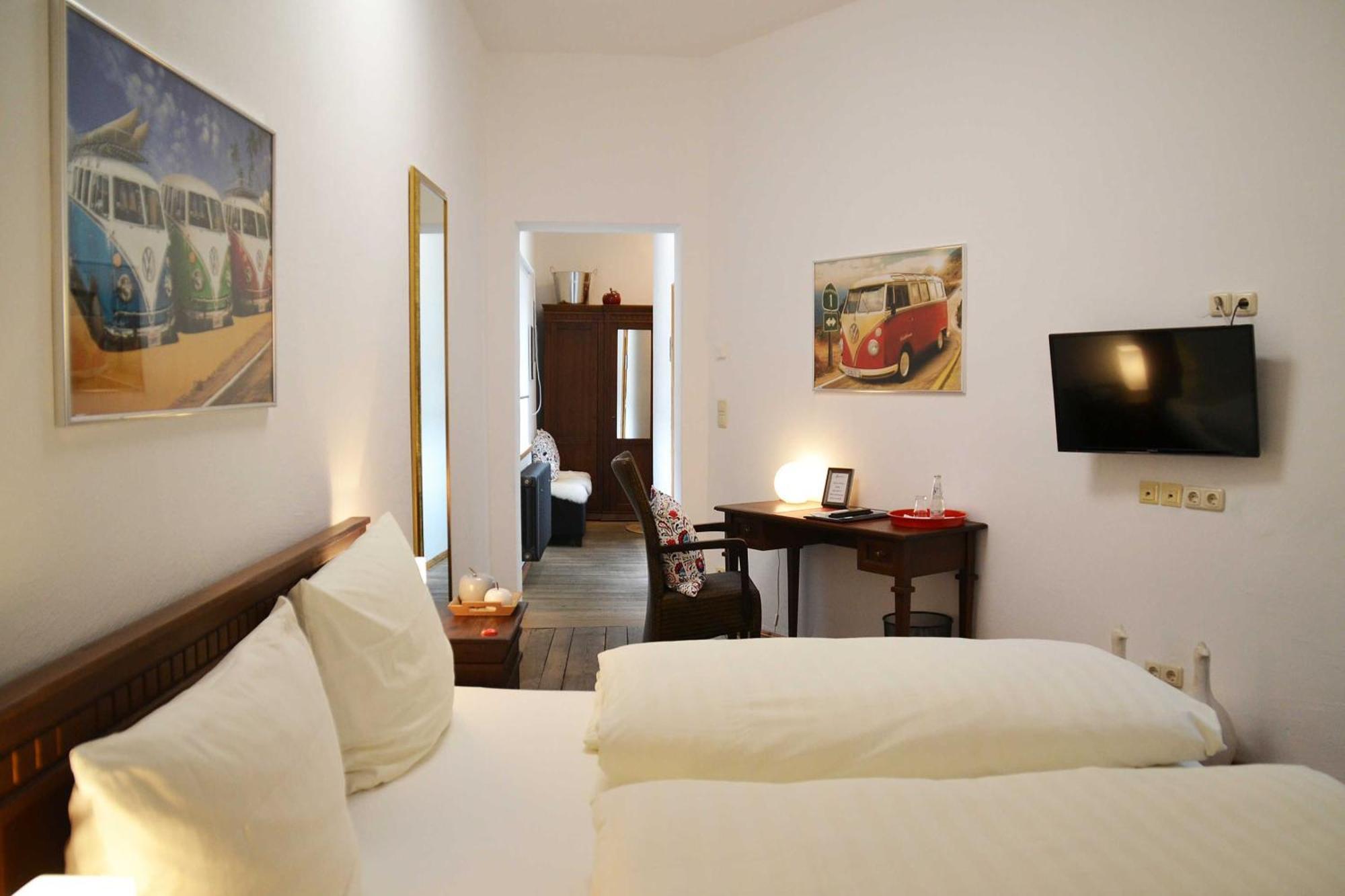 Hermann Hotel Bar กูเบน ภายนอก รูปภาพ
